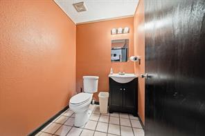 1225 N Brazos Street N - Photo 27