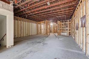 213 N Travis Street - Photo 13