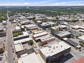 213 N Travis Street - Photo 5