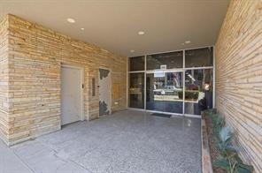 213 N Travis Street - Photo 6