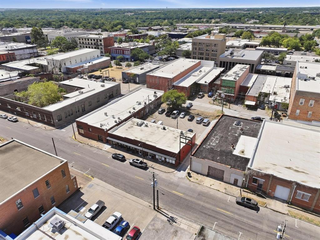 202-221 N Walnut Street - Photo 1