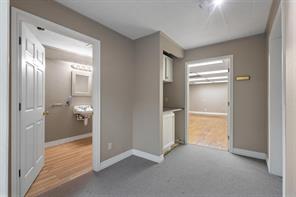 111 S Travis Street - Photo 15