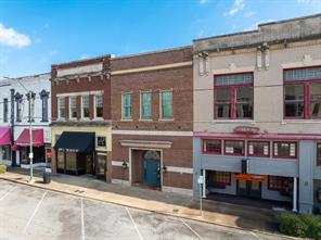 111 S Travis Street - Photo 2