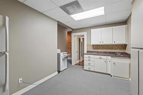 111 S Travis Street - Photo 31