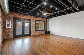 330 W Lamar Street - Photo 17