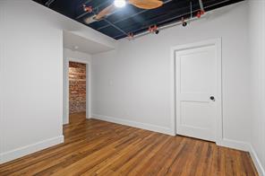 330 W Lamar Street - Photo 25