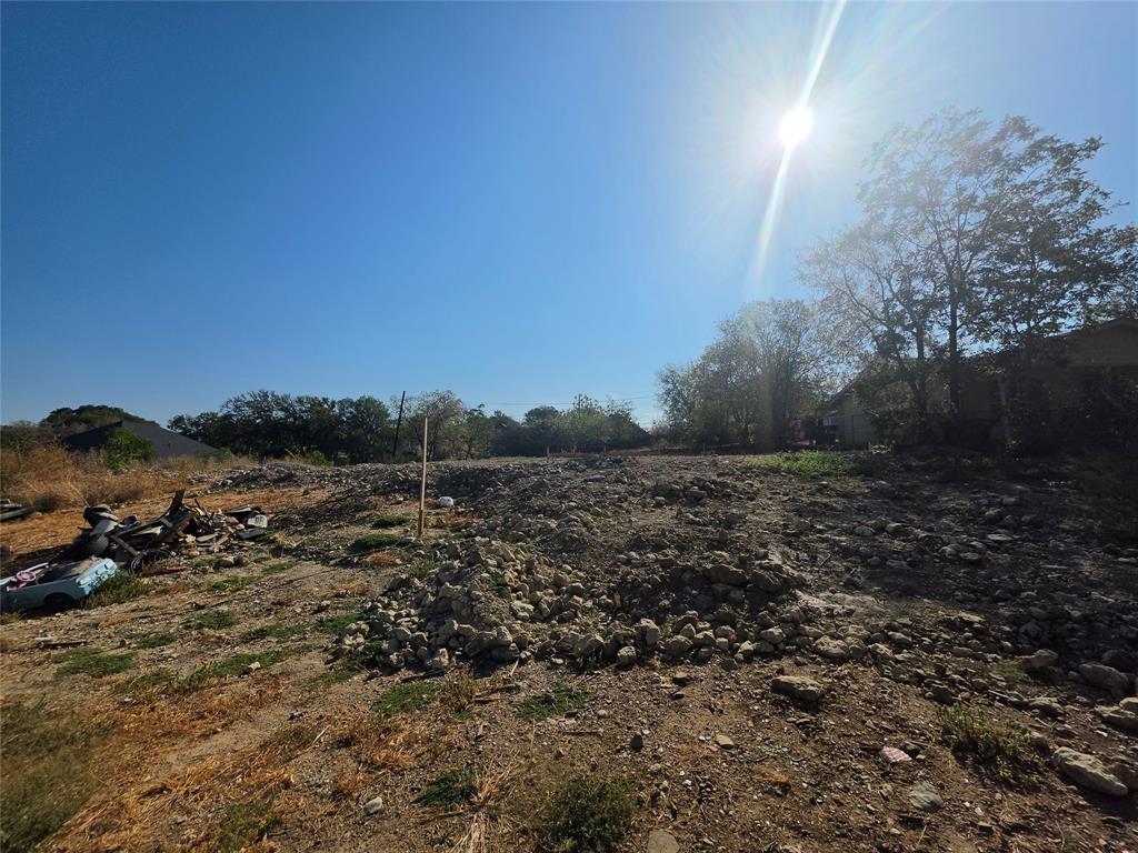 2623 Lincoln Avenue - Photo 1