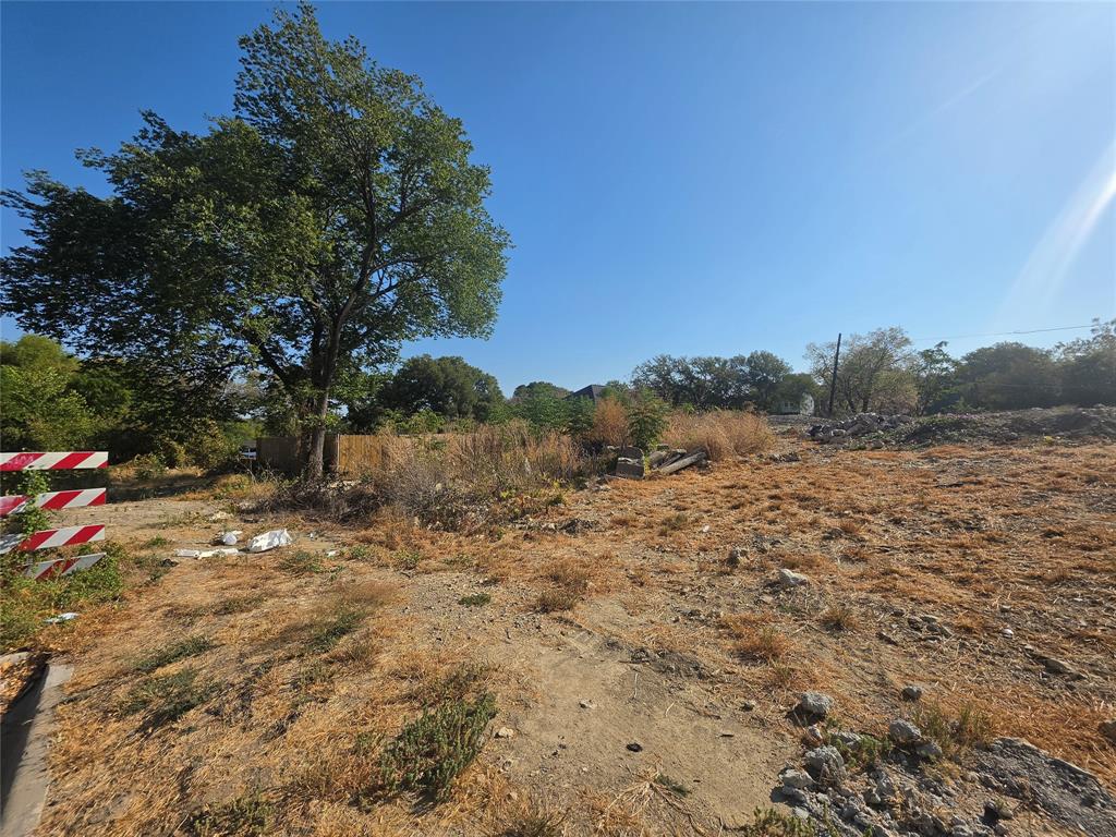 2623 Lincoln Avenue - Photo 3