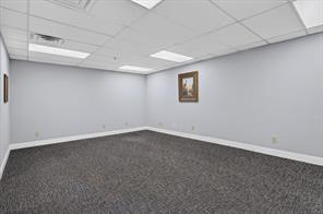 200 E Main Street - Photo 14