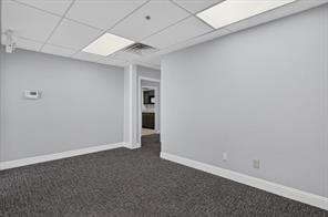 200 E Main Street - Photo 20