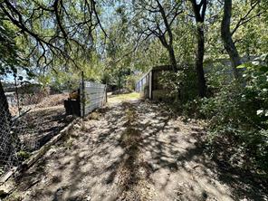 1001 NW Loraine Street - Photo 11
