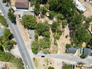 1001 NW Loraine Street - Photo 2