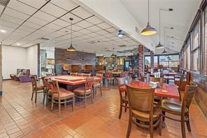 1901 W Pioneer Parkway - Photo 7