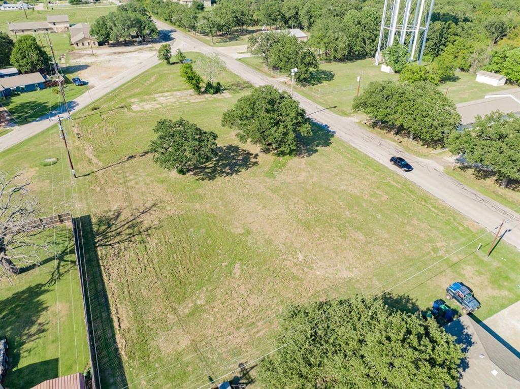 407 Legendary Lane - Photo 1
