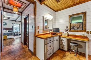 2113 County Road 2012 - Photo 32