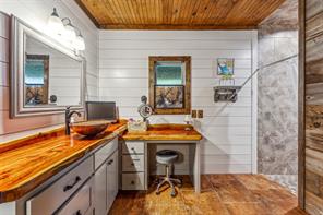 2113 County Road 2012 - Photo 33