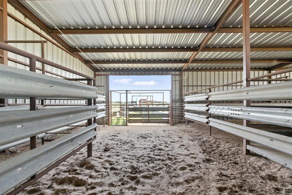246 County Road 560 - Photo 25