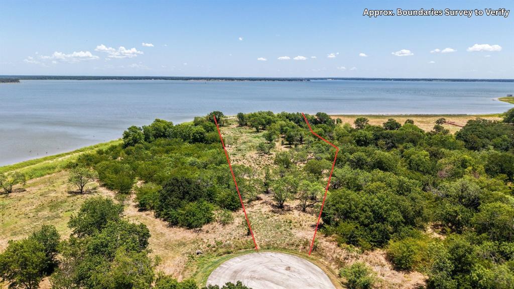 8424 Edgewater Drive - Photo 1