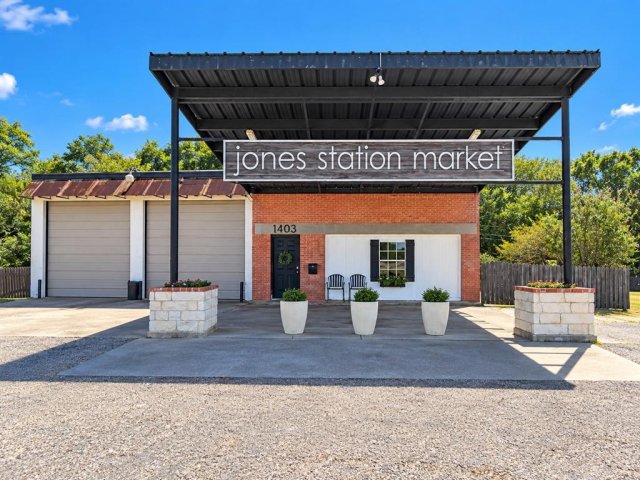 1401 Interstate Highway 30
