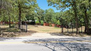 1196 W Continental Boulevard - Photo 3