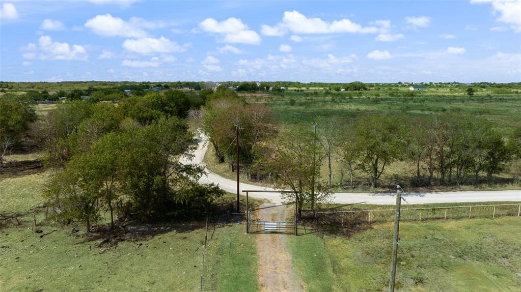 3189 NW County Road 1110 - Photo 12