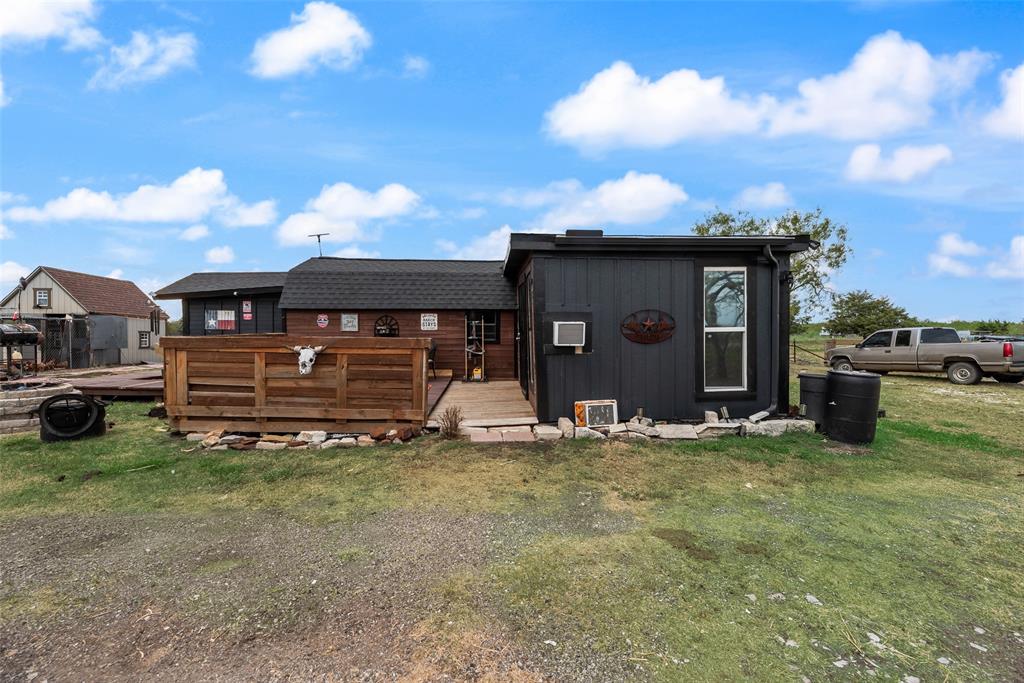 3189 NW County Road 1110 - Photo 17