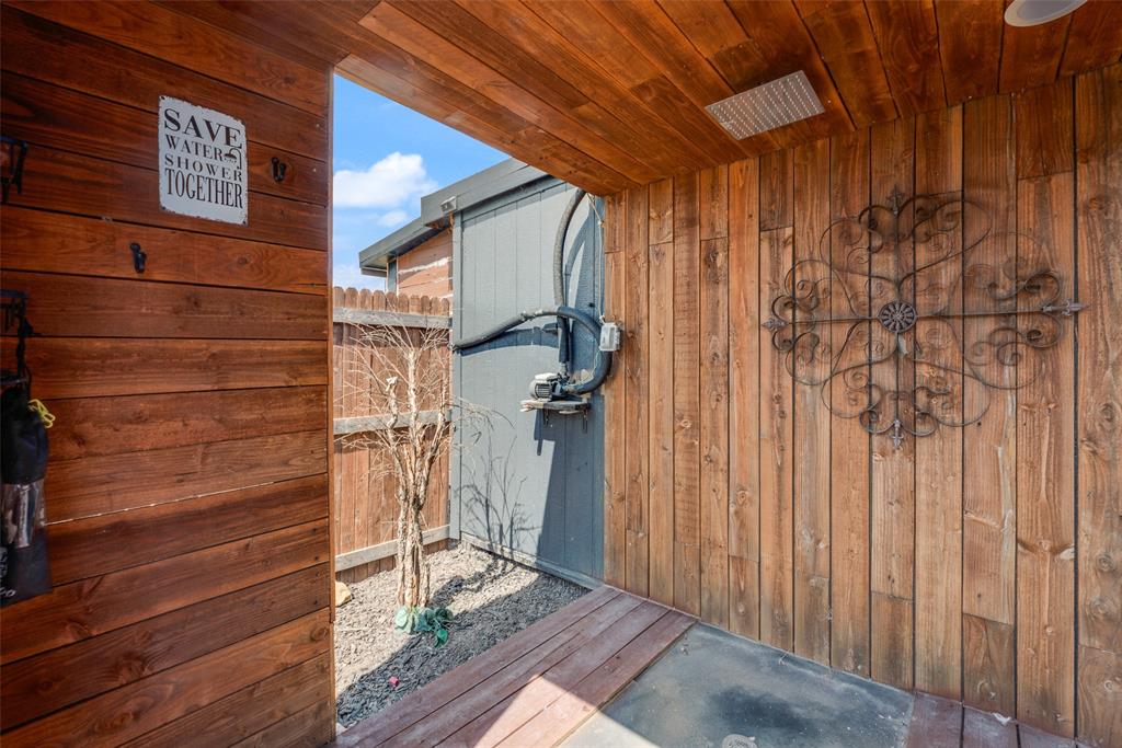 3189 NW County Road 1110 - Photo 31
