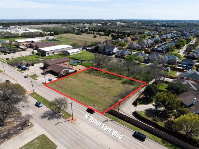 330 Town East Boulevard