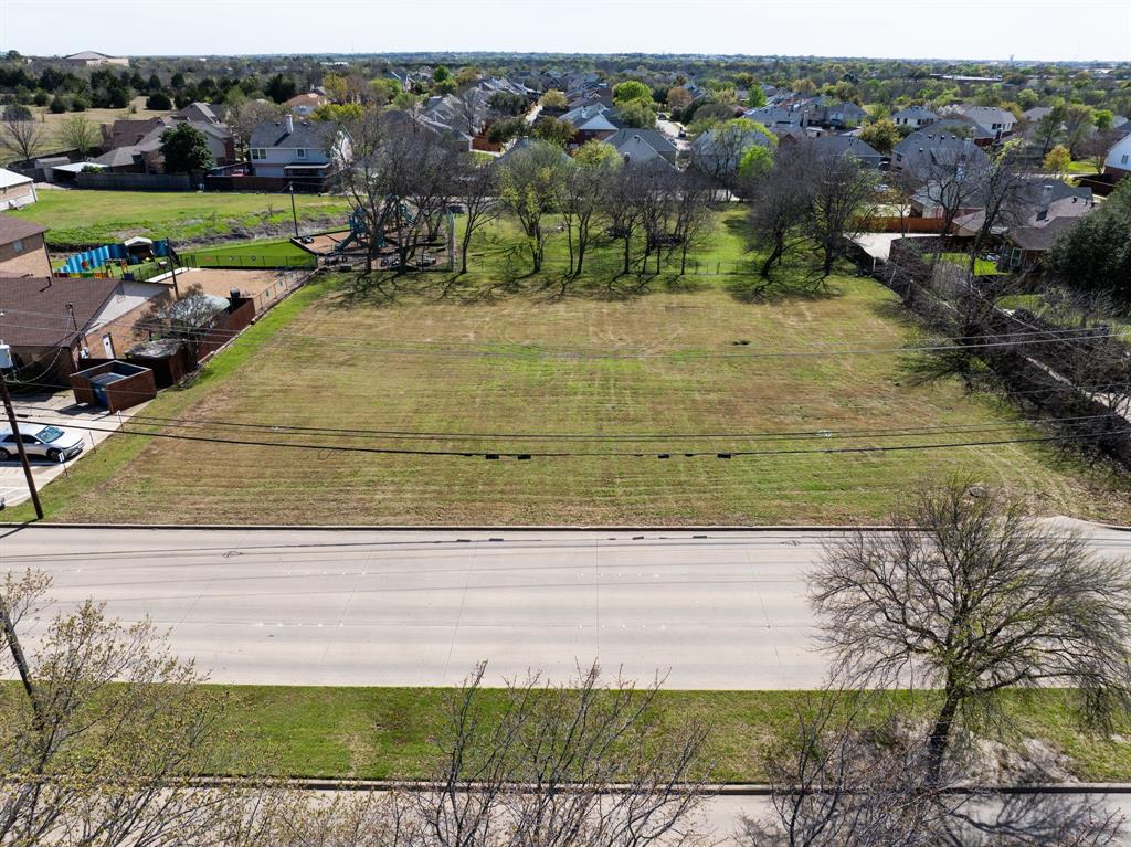 330 Town East Boulevard - Photo 3