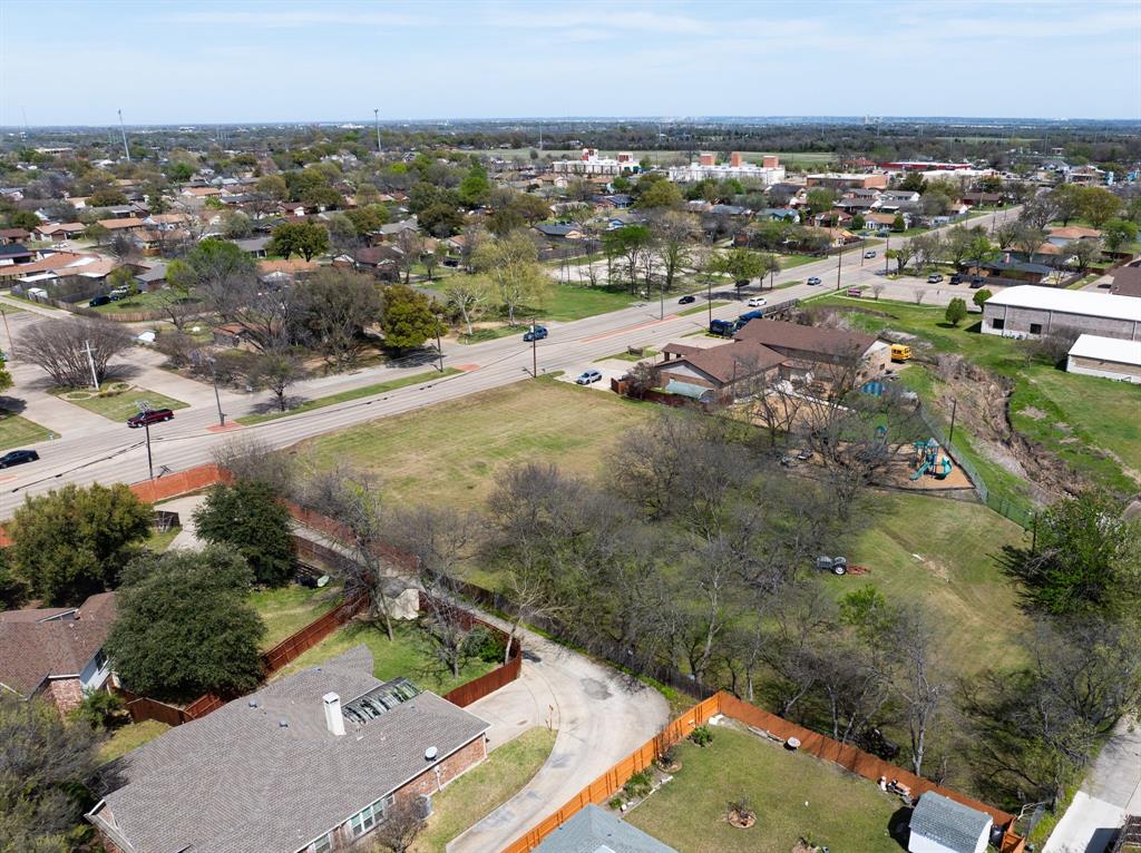 330 Town East - Photo 14