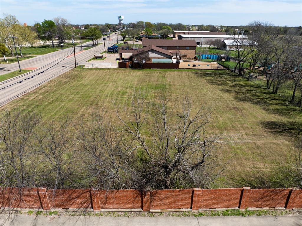 330 Town East - Photo 6