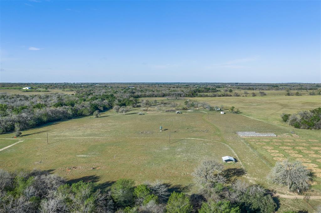 2313 E US Highway 79 - Photo 21