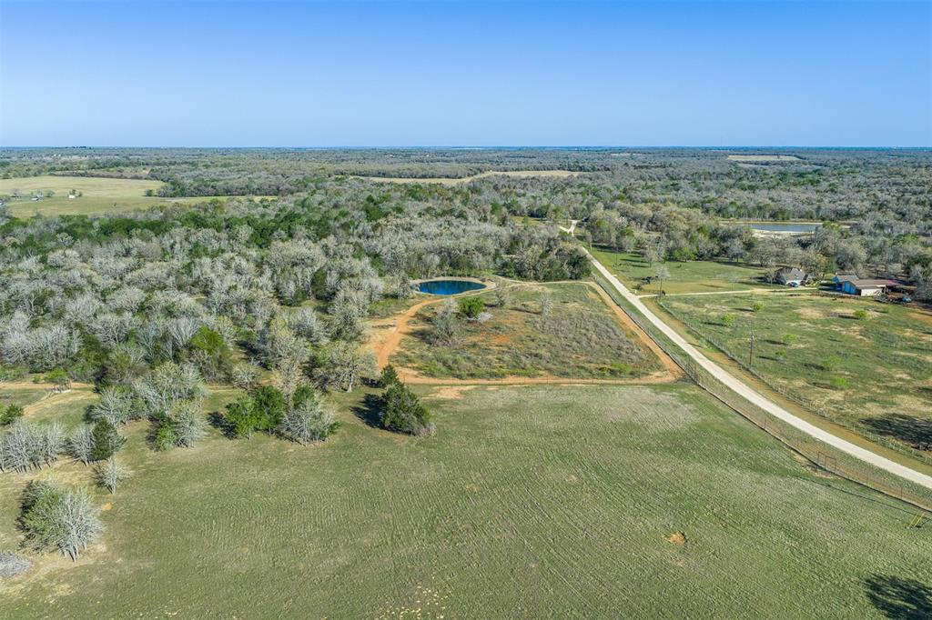 2313 E US Highway 79 - Photo 26