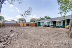 922 E Oleander Street - Photo 15
