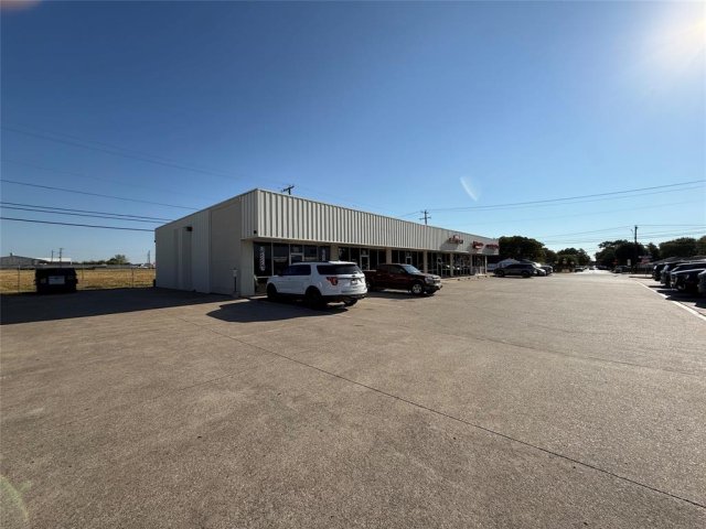 330 S Blue Mound Road
