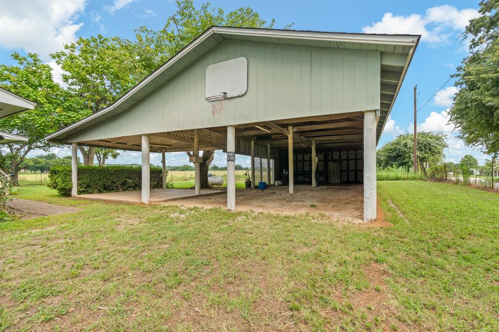 3501 CR 312 - Photo 25