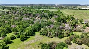 2031 County Road 3310 - Photo 6