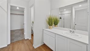 2913 Carrington Hill Drive - Photo 4