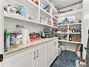 2525 Preskitt Road - Photo 18