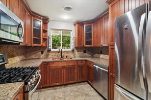 1109 S Valentine Drive - Photo 13
