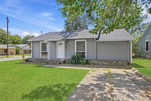 302 W Dexter Street