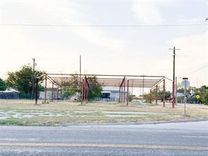 511 E 8th Street - Photo 5