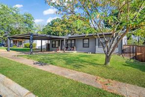 1721 Ridgewood Road - Photo 3