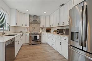 3811 Eaton Drive - Photo 4
