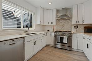 3811 Eaton Drive - Photo 5