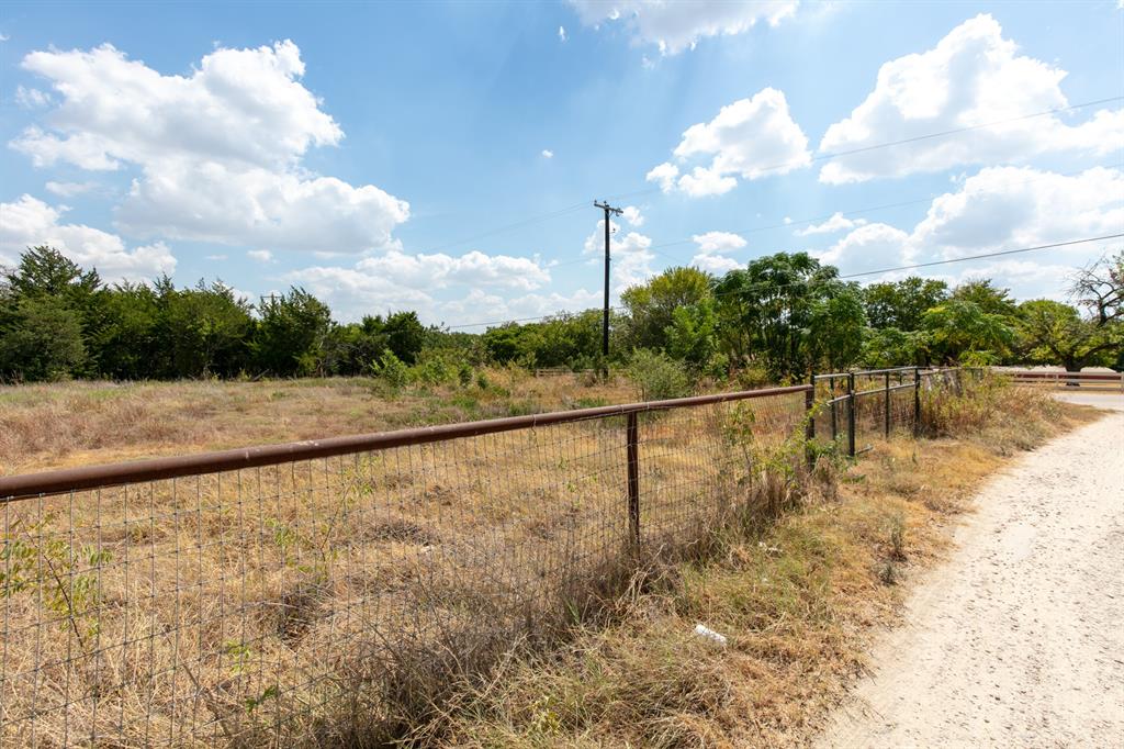 328 Simmons Way - Photo 11