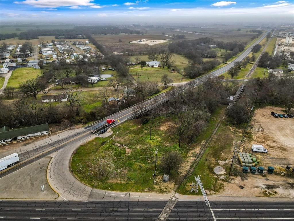 1717 N Main Street - Photo 2