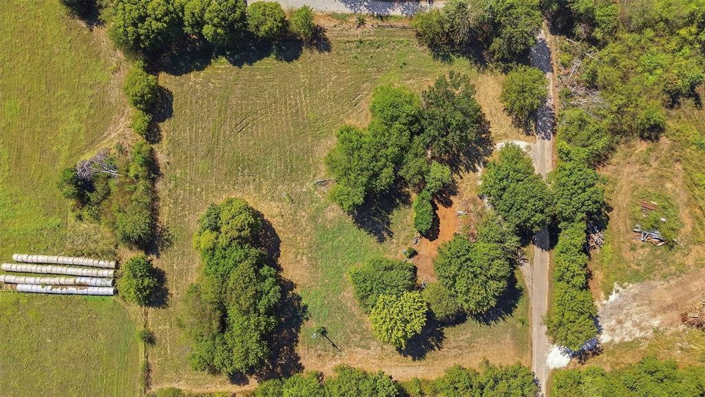 142 Earl Hughes Street - Photo 2