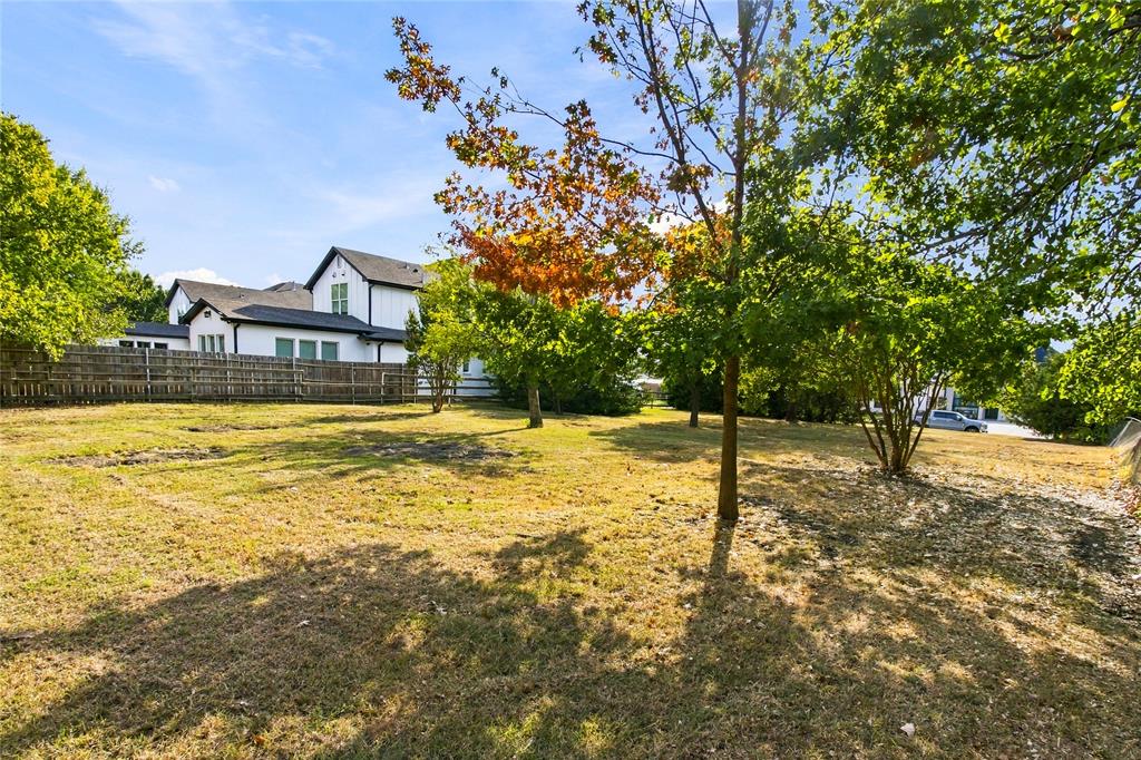 6802 Ermine Circle - Photo 3