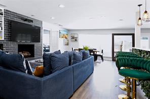 1503 Woodvine Drive - Photo 3